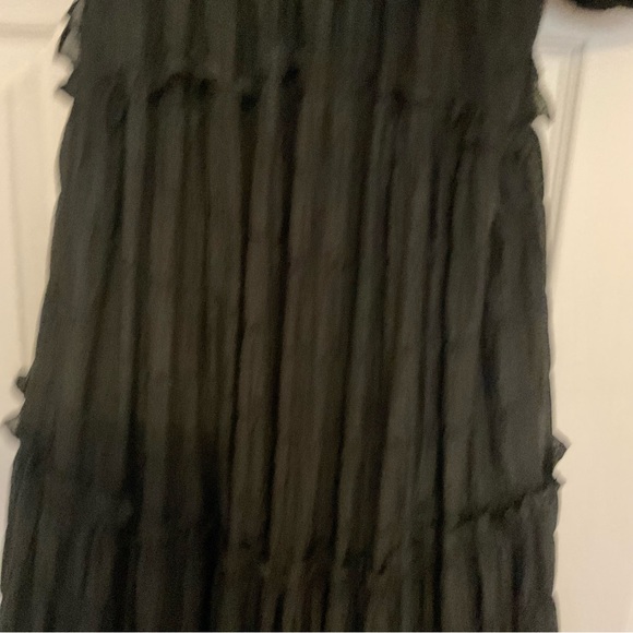 Black Tiered Textured Puff Sleeve Maxi Dress - Size Large - Picture 3 of 8